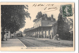 CPA 18 St Saint Amand Intérieur De La Gare P.O. Train - Saint-Amand-Montrond