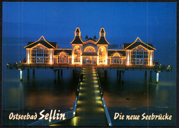 F8149 - TOP Sellin - Seebrücke Nachtaufnahme - Tourist PR Reymann - Sellin
