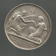 Médaille De Mariage , MARIAGE CHRETIEN , Graveur PETIT ,  ARGENT,  2 Scans ,montée En Broche, 1860 Sur Tranche - Autres & Non Classés