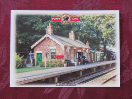 Great Britain Unused Postcard Holt Station Railway - Lettres & Documents