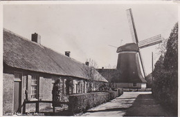 483435Laren, De Molen. (rechtsboven Een Kleine Vouw, Zie Achterkant) - Laren (NH)