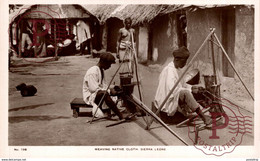 SIERRA LEONA // SIERRA LEONE. WEAVING NATIVE CLOTH - Sierra Leone