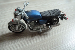 Moto Norton 750 Commando De Marque Polistil 1/12 - Motorfietsen