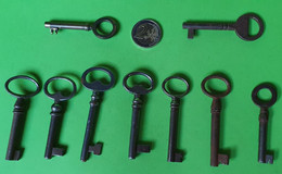 Lot 9 Anciens Outils CLEFS - Pour Porte Armoire Placard - Etat D'usage "dans Leur Jus"- Vers 1930 1960 - Autres Appareils