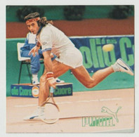 Guillermo Vilas (Tennis) - Cartocino Adesivo, Formato 9,2x9 -  " Publ. Puma " - Originale, Perfetto - (4) - Trading Cards