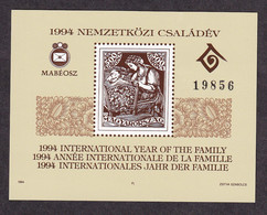 HUNGARY - 1994 International Year Of The Family / 2 Scans - Feuillets Souvenir