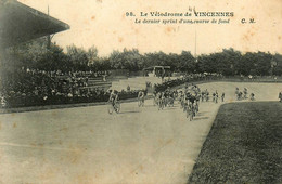 Paris 12ème * Le Vélodrome Du Bois De Vincennes * Sport Cyclisme Vélo Coureurs Cyclistes - District 12