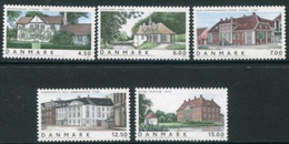 DENMARK 2004 Dwelling Houses III MNH / **.  Michel 1361-65 - Nuevos