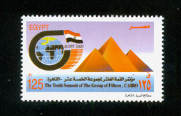 EGYPT / 2000 / TENTH GROUP 15 SUMMIT ; CAIRO / PYRAMIDS / FLAG / GLOBE / MNH / VF - Neufs