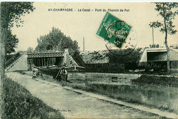 Ay Champagne * Péniche Batellerie * Le Canal , Pont Du Chemin De Fer * Péniches Barge Chaland - Ay En Champagne