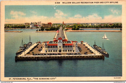 Florida St Petersburg Million Dollar Recreation Pier And City Skyline Curteich - St Petersburg