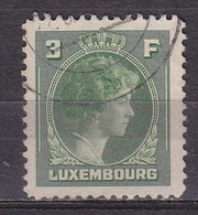 Q3034 - LUXEMBOURG Yv N°351 - 1944 Charlotte Right-hand Side