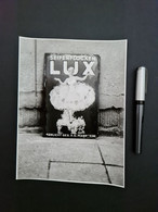 Fotografie Eines LUX-Werbeschildes, S/w-Fotoabzug, 17 X 23 Cm, Fotograf S. Faber - Gegenstände