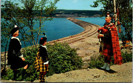 Canada Nova Scotia Cape Breton Scottish Piper At Road To The Isles Causeway 1960 - Cape Breton