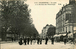 Charenton * Le Quai Et La Station Des Tramways Tram - Charenton Le Pont