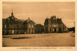 Ste Menéhould * Place De L'hôtel De Ville Et La Caisse D'épargne * Banque Bank Banco - Sainte-Menehould