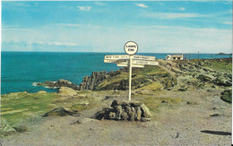 First And Last Novelty Signpost In England, Land's End - Land's End