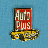 1 PIN'S //  ** AUTO PLUS / CHEVROLET CORVETTE C1 CONVERTIBLE ** - Corvette