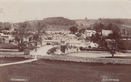 Crickhowell (Wales) UK, View Of Village, Man On Bridge, Christmas Greetings On Back, C1900s Vintage Real Photo Postcard - Zu Identifizieren