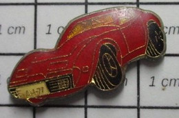 1521 Pin's Pins / Beau Et Rare / THEME : AUTOMOBILES / CORVETTE ROUGE IMMATRICULEE AH-77 - Corvette