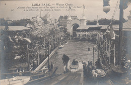 FETE FORAINE . LUNA PARK - Water Chute - Arrivée D' Un Bateau Sur Le Lac Après La Chute De 25 M De Haut, à La Vitesse - Foires