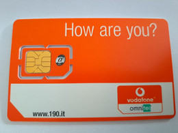 ITALIA  / GSM SIM CARD / VODAFONE / OMNITEL  SIM ACTIVA      MINT    ** 10610** - Publiques Ordinaires