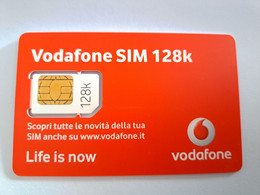 ITALIA  / GSM SIM CARD / VODAFONE /  SIM  LIVE IS NOW 128K    MINT    ** 10611** - Publiques Ordinaires