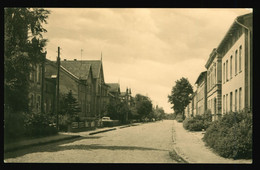 Orig. Foto AK Um 1960 Bützow In Mecklenburg, Blick In Die Gartenstraße - Bützow