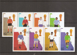 Football ( Série Complète De 8 Timbres Privés Oblitérés De ISO ) - Gebruikt