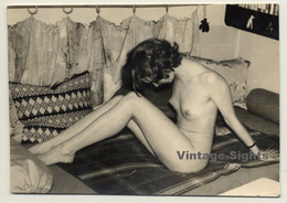 Slim Natural Nude Beauty *7 / On Blanket - Small Boobs (Vintage Photo Germany ~1950s) - Sin Clasificación