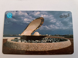 QATAR  PUBLIC TELECOM CORPORATION / PAY PHONE  MAGNETIC/ AUTELCA   Q 50   QTR 53 PEARL OYSTER MONUMENT       **10843** - Qatar