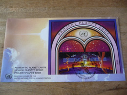 (7) UNITED NATIONS -ONU - NAZIONI UNITE - NATIONS UNIES *  FDC 1992 * Mission Earth,Space - Brieven En Documenten