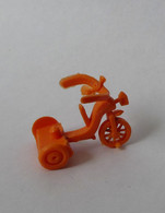 FIGURINE ORTF MANEGE ENCHANTE - MAGIC ROUNDABOUT - DUNKIN - BONHOMME JOUVENCE TRICYCLE Orange - Sonstige & Ohne Zuordnung