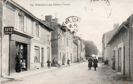 LA VILLEDIEU DU CLAIN RUE PRINCIPALE TABAC EPICERIE PARISIENNE 1918 TBE - La Villedieu Du Clain