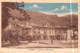 L'ALBENC (Isère) - La Place Et Le Monument Aux Morts - Coiffeur, Café Du Centre - L'Albenc