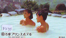 Télécarte Japon * FEMME EROTIQUE (7235) BATH * PHONECARD JAPAN * TELEFONKARTE *  BATHCLOTHES LINGERIE - Fashion