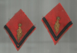 Militaria , écusson Tissu, LOT DE 2 , 2 Scans - Blazoenen (textiel)