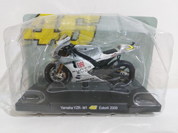 I119956 MOTO 1/18 Valentino Rossi - Yamaha YZR M1 - Estoril 2009 - Motorfietsen