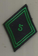 Militaria ,écusson Tissu Du 5 éme, 2 Scans - Patches