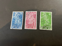 (stamp 8-10-2022) Used Hong Kong Stamps - 3 Stamps - Gebraucht