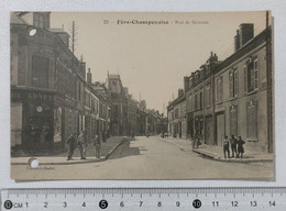 I122294 Cartolina Francia - Fère Champenoise - Rue De Sèzanne - Fère-Champenoise