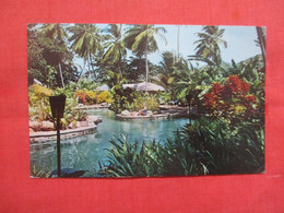 Young Island Saint Vincent & The Grenadines  America > Antilles > Saint    Has  Stamp &. Cancel.       Ref 5783 - Saint Vincent &  The Grenadines