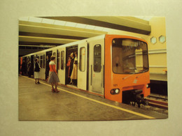 51531 - BRUSSEL - METRO - METROSTEL IN HET STATION DELTA - ZIE 2 FOTO'S - Trasporto Pubblico Metropolitana