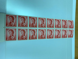 Hong Kong Stamp Definitive QE The Second But Fold  MNH Block Of 16 Rare - Blokken & Velletjes