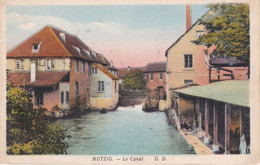 MUTZIG LE CANAL ;LAVOIR ,COULEUR   REF 77283 - Mutzig