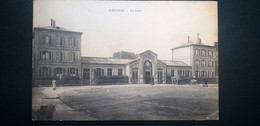 95 , Pontoise ,la Gare Et La Place - Mours