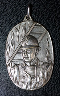 Beau Pendentif Médaille Médaillon De Sapeurs Pompiers - Bombero