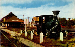 Alaska Fairbanks Railroad Station With One Of The First Locomotives - Fairbanks