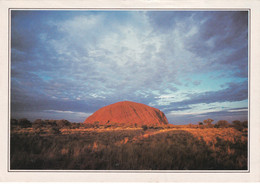 A20133 - ULURU NORTHEN TERRITORY THE MONOLITH OF AYERS ROCK LE MONOLITHE AUSTRALIA FERRERO EXPLORER IMPRIME EN CEE - Uluru & The Olgas
