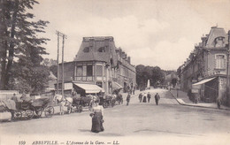 ABBEVILLE, L'Avenue De La Gare, Attelages Correspondance - Abbeville